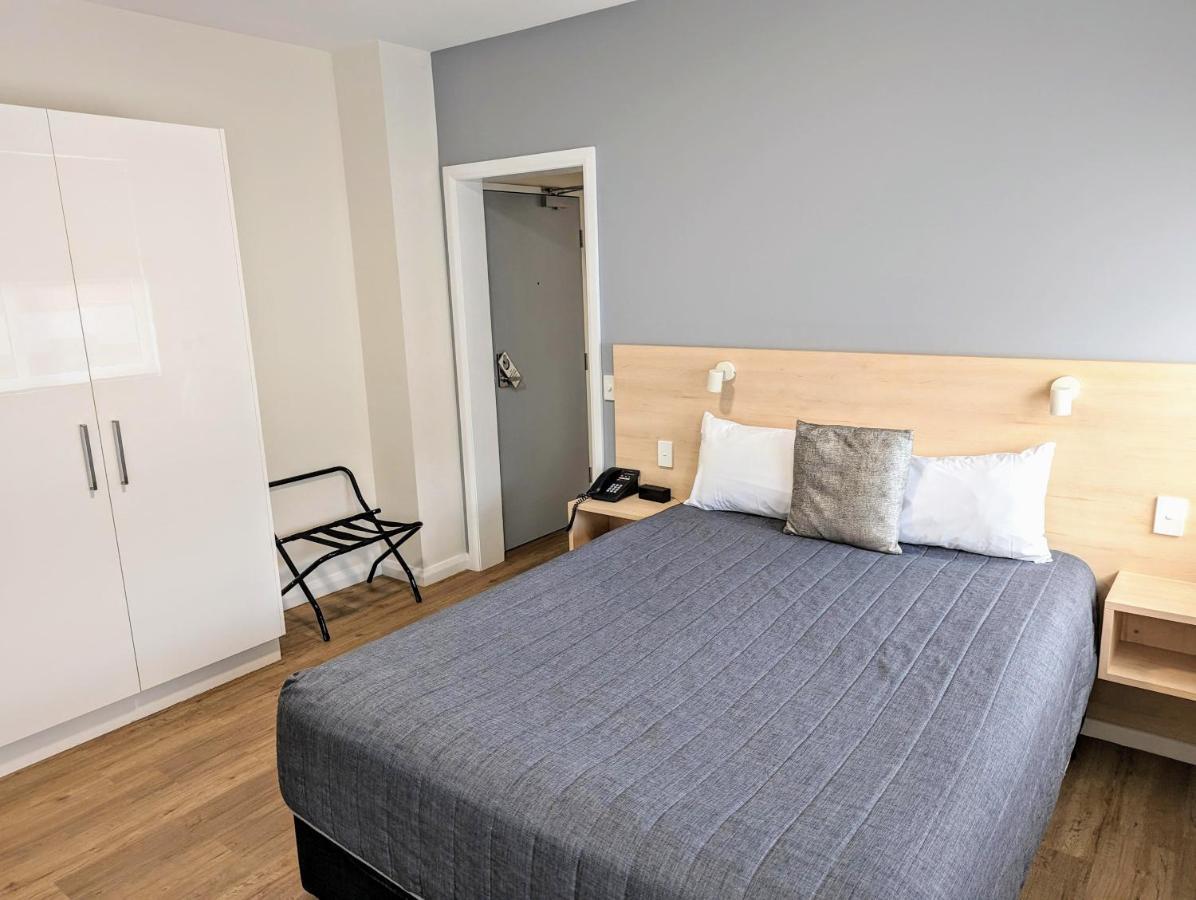 Mayfair Plaza Motel And Apartments Hobart Buitenkant foto